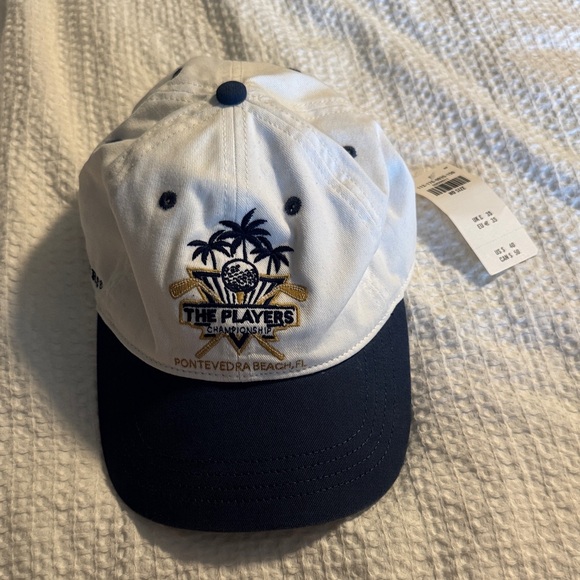 Abercrombie & Fitch Other - Abercrombie & Fitch White and Navy Cap
